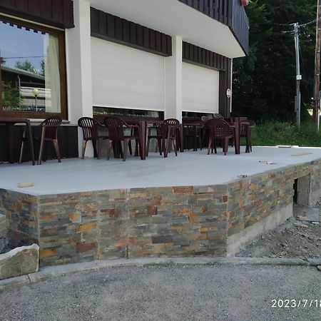 Chalet Hotel Les Marmottes 2 Etoiles Nn Montferrier Экстерьер фото