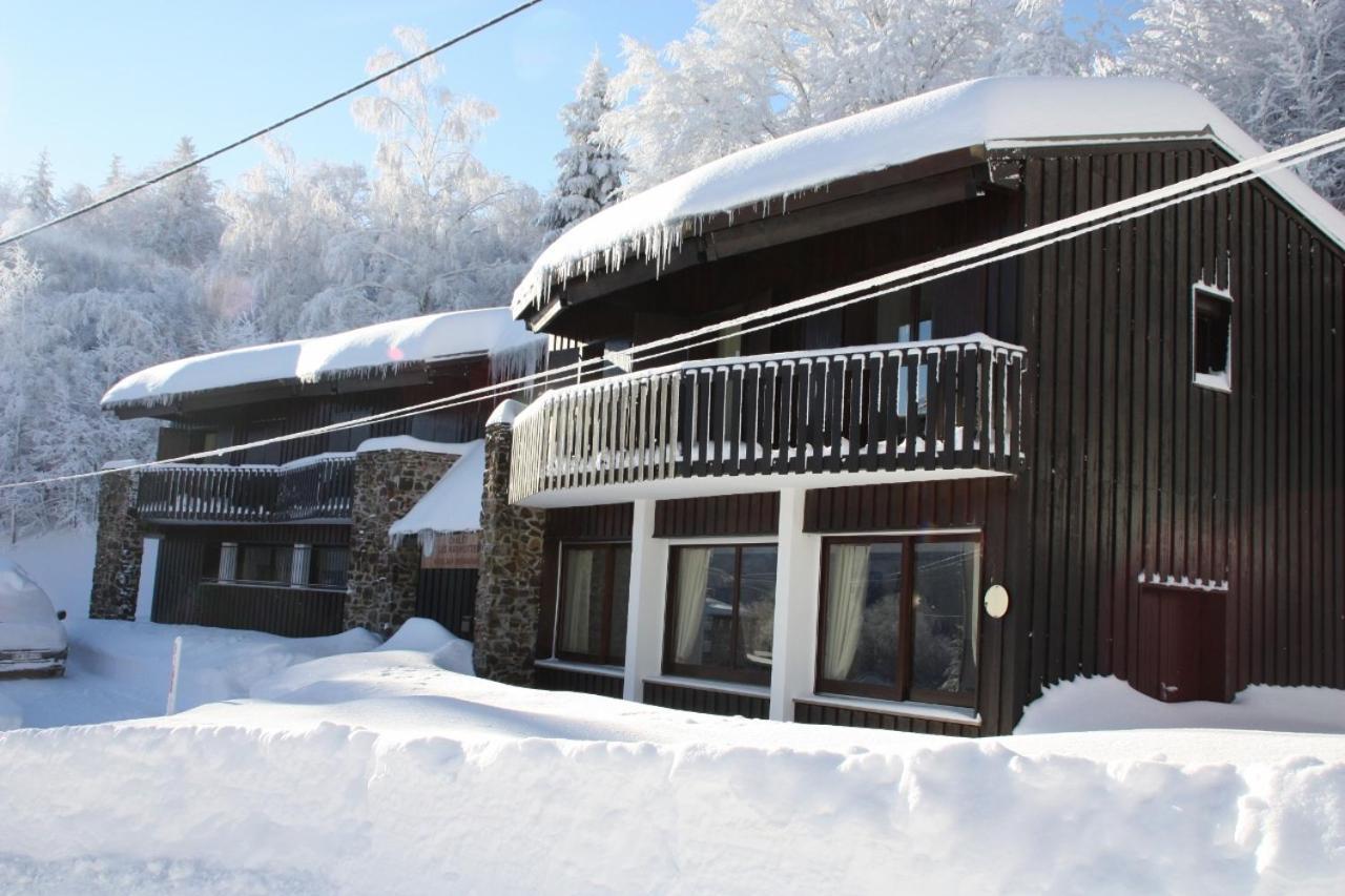 Chalet Hotel Les Marmottes 2 Etoiles Nn Montferrier Экстерьер фото